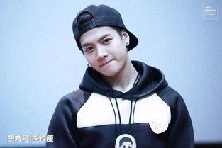 王嘉尔尴尬爆料视频合集,笑料百出，回忆满满  第2张